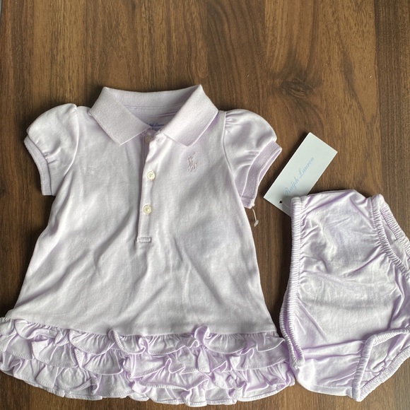 Ralph Lauren - Baby Girl's Ruffled Polo Dress & Bloomer set - Lilac color - Picture 3 of 3